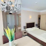 Bratanov Harmony Dream Island Apartman Napospart