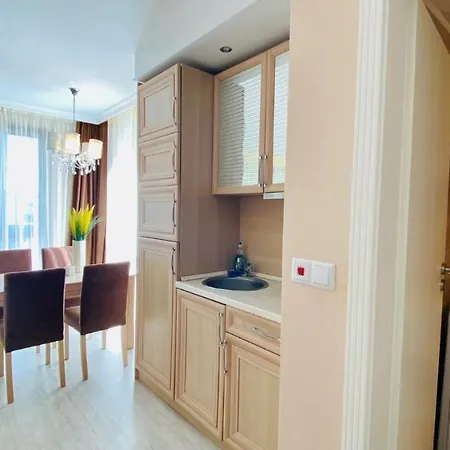 Bratanov Harmony Dream Island 公寓 *