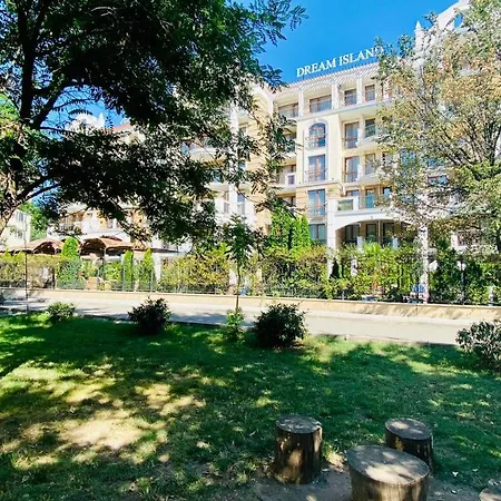 Bratanov Harmony Dream Island Apartment