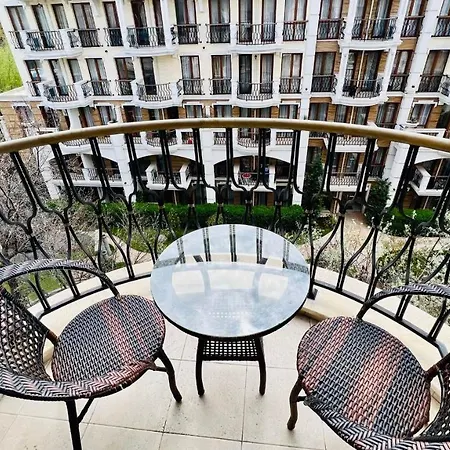 아파트 Bratanov Harmony Dream Island *